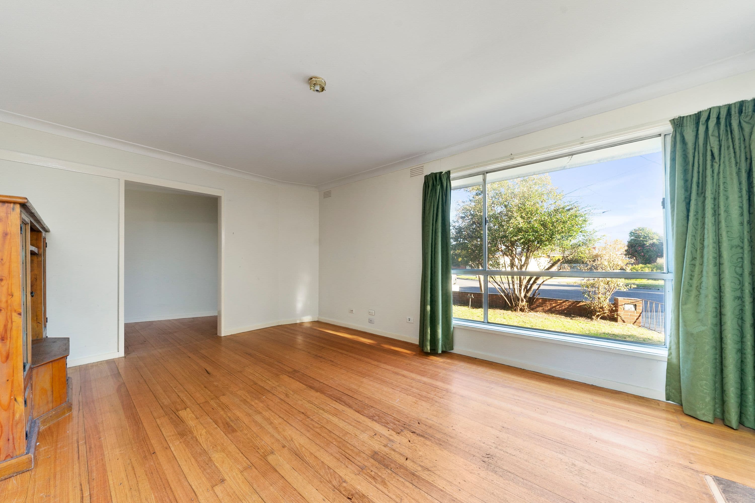 16 Dianne Court, Springvale South VIC 3172, Springvale South - Thumbnail 4