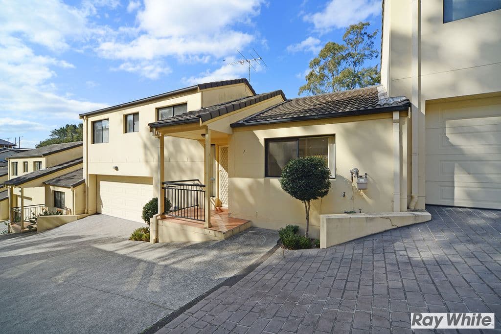 15 Woodlawn Avenue, Mangerton NSW 2500, Mangerton - Image 1