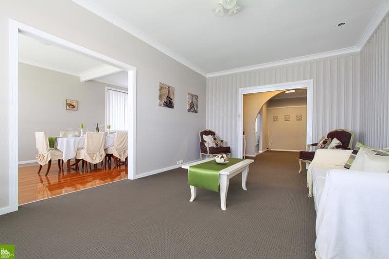 6 Phillip Crescent, BARRACK HEIGHTS NSW 2528, Barrack Heights - Thumbnail 7