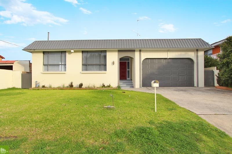 6 Phillip Crescent, BARRACK HEIGHTS NSW 2528, Barrack Heights - Thumbnail 8