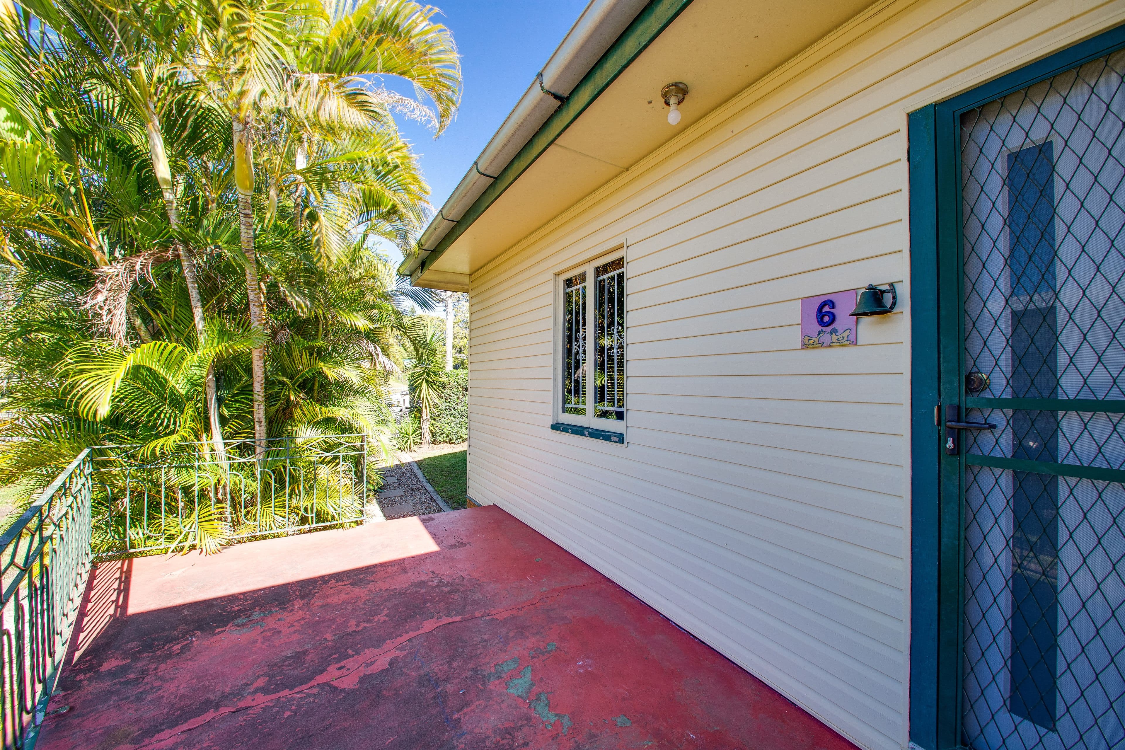 6 Gledson Street, North Booval QLD 4304, North Booval - Thumbnail 3
