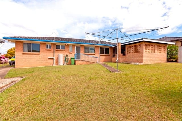 16 Gallang Street, ROCHEDALE SOUTH QLD 4123, Rochedale South - Thumbnail 8