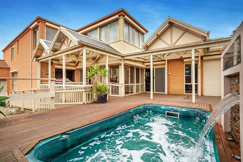 64 Margot Avenue, DONCASTER VIC 3108, Doncaster - Thumbnail 2