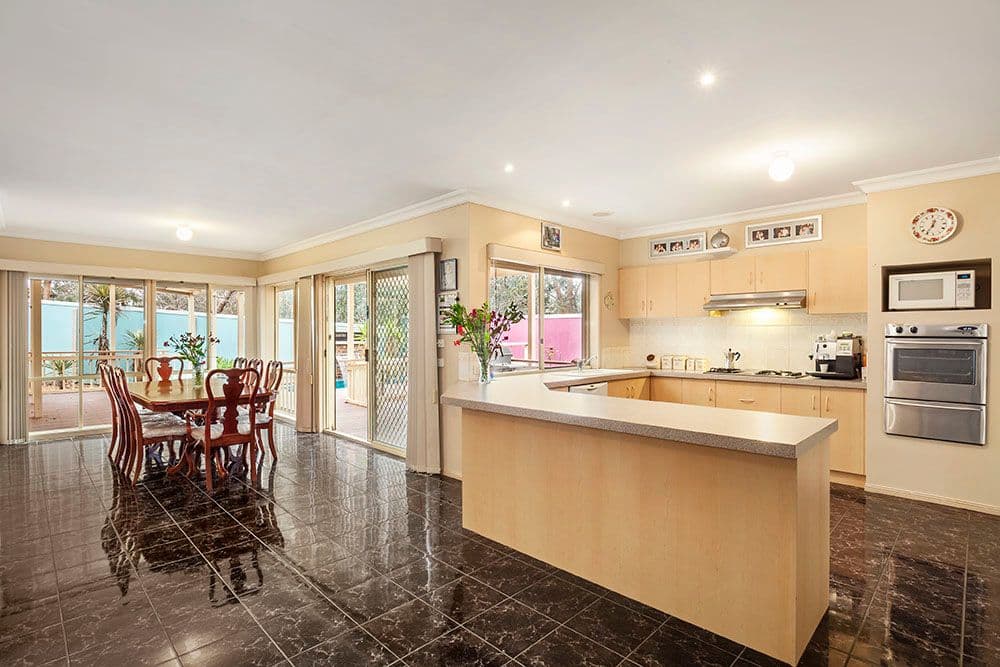 64 Margot Avenue, DONCASTER VIC 3108, Doncaster - Thumbnail 6