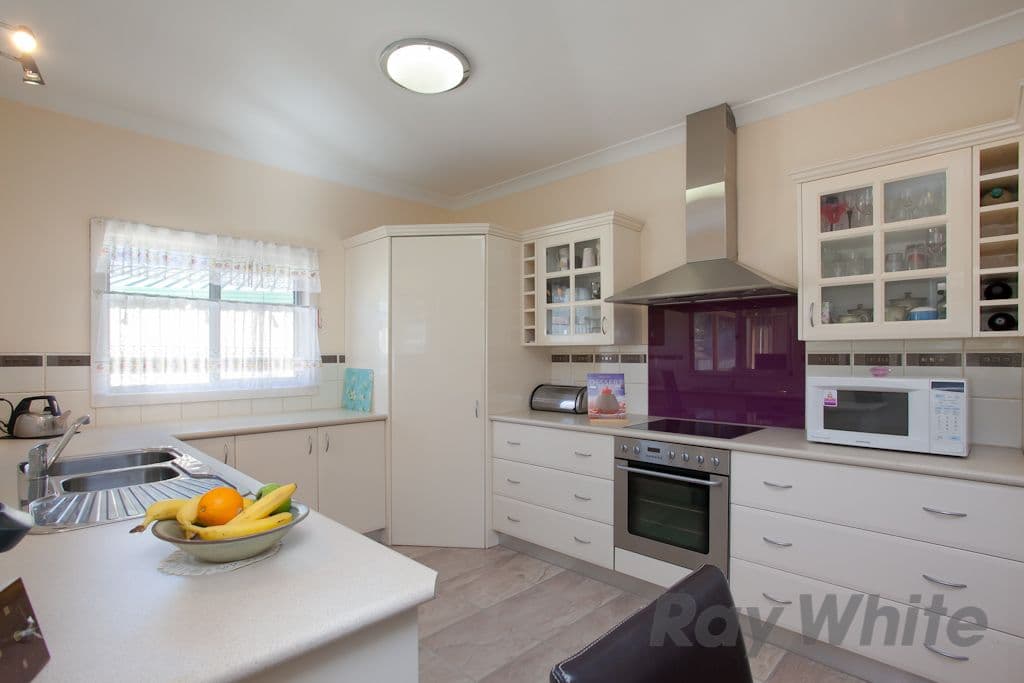 39 Schroder Avenue, GATESHEAD NSW 2290, Gateshead - Thumbnail 3