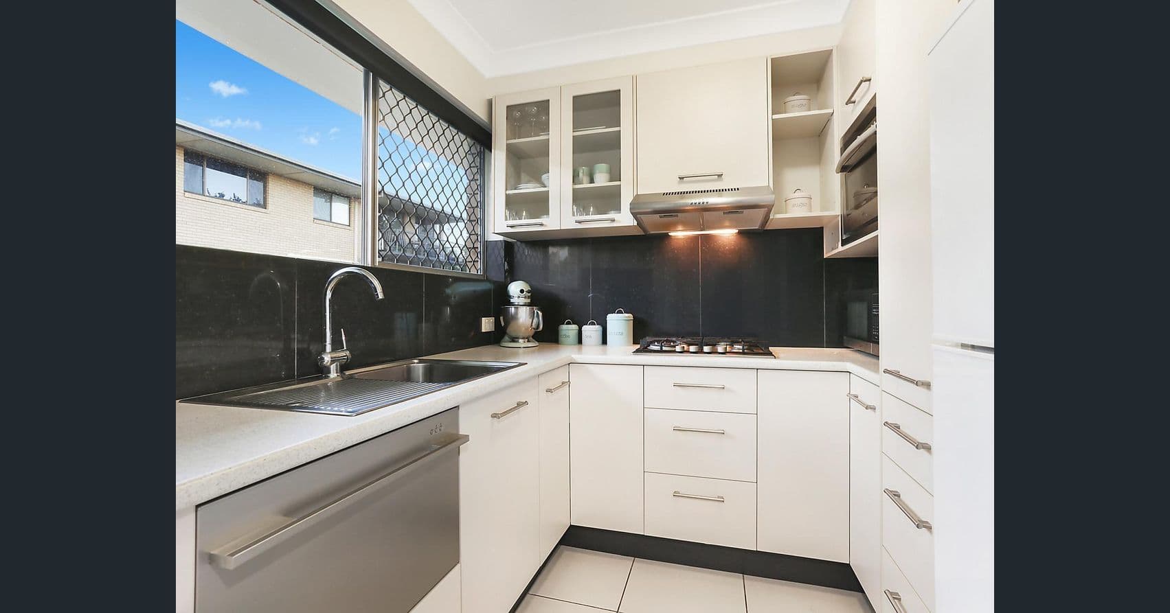 25 Pine Street, Bulimba QLD 4171, Bulimba - Thumbnail 3