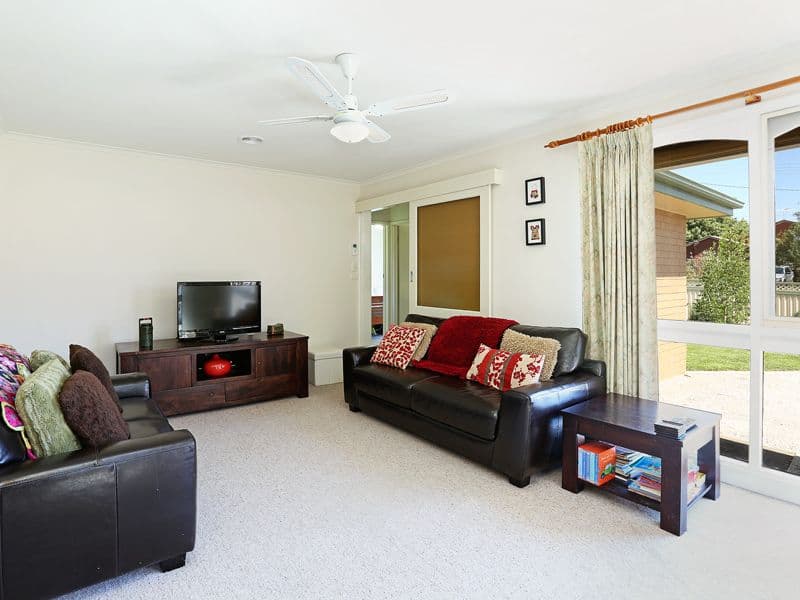 11 Almerta Avenue, CLIFTON SPRINGS VIC 3222, Clifton Springs - Thumbnail 4