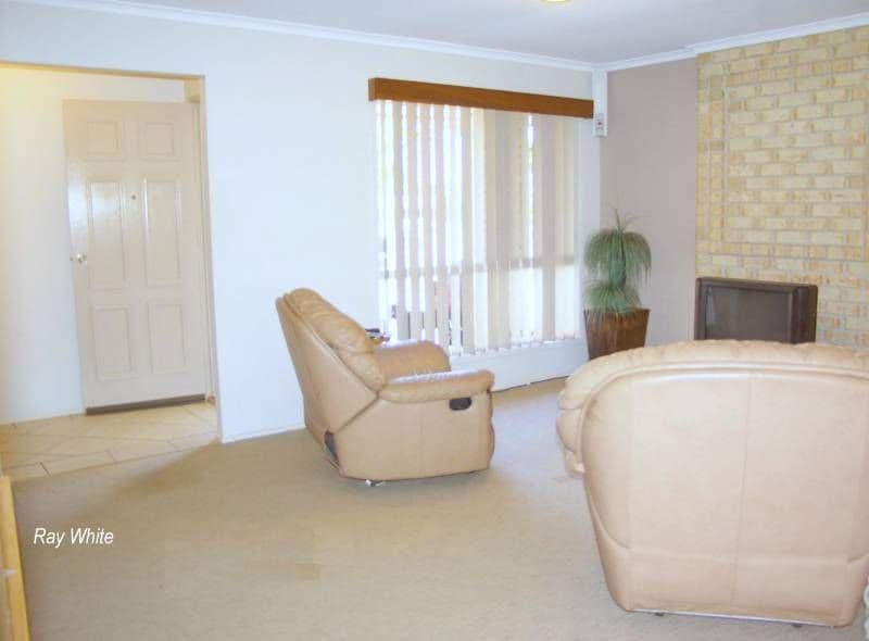8 Barbara Court, DECEPTION BAY QLD 4508, Deception Bay - Thumbnail 5