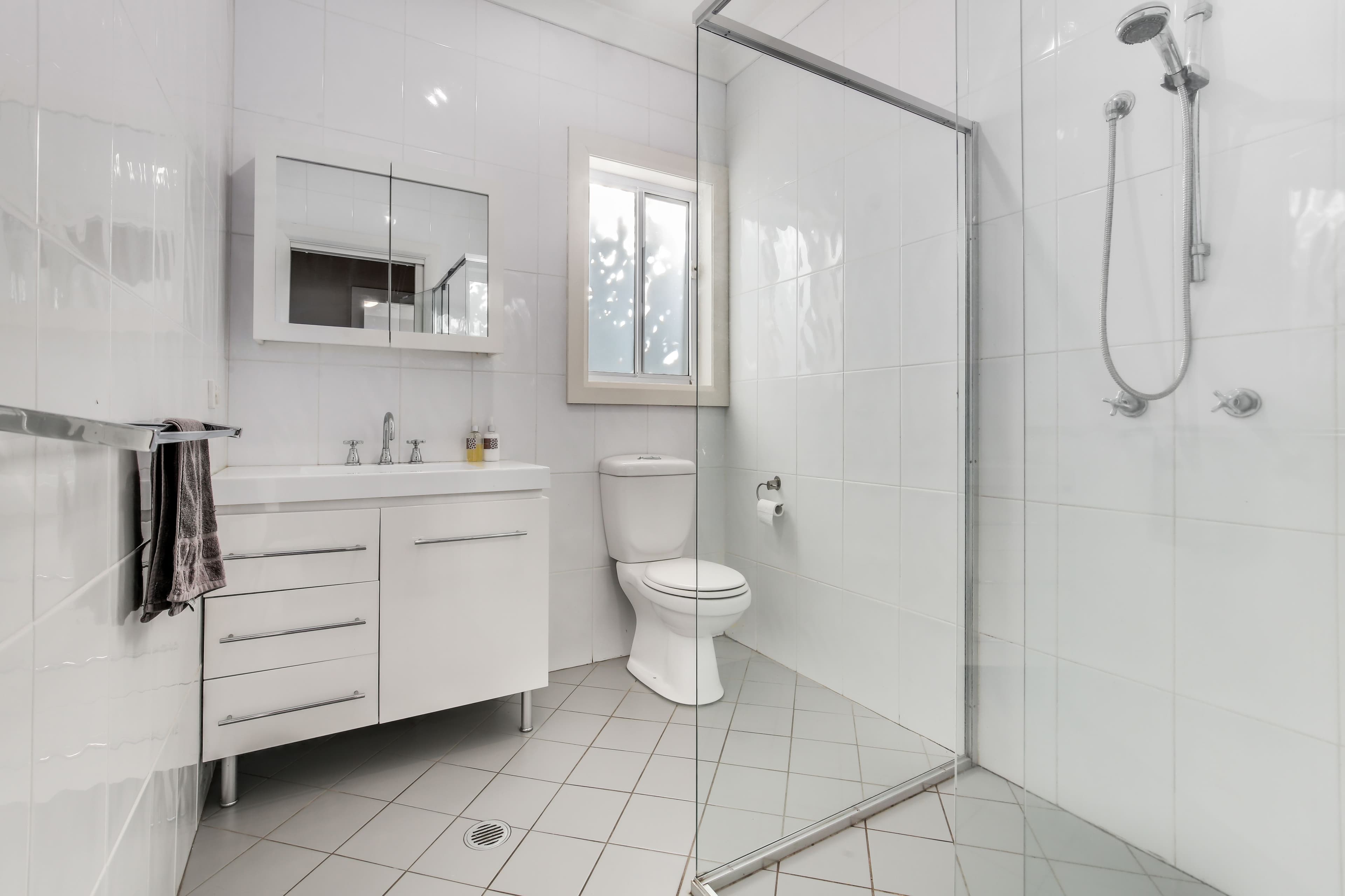 4 Woodlands Street, Baulkham Hills - Thumbnail 7
