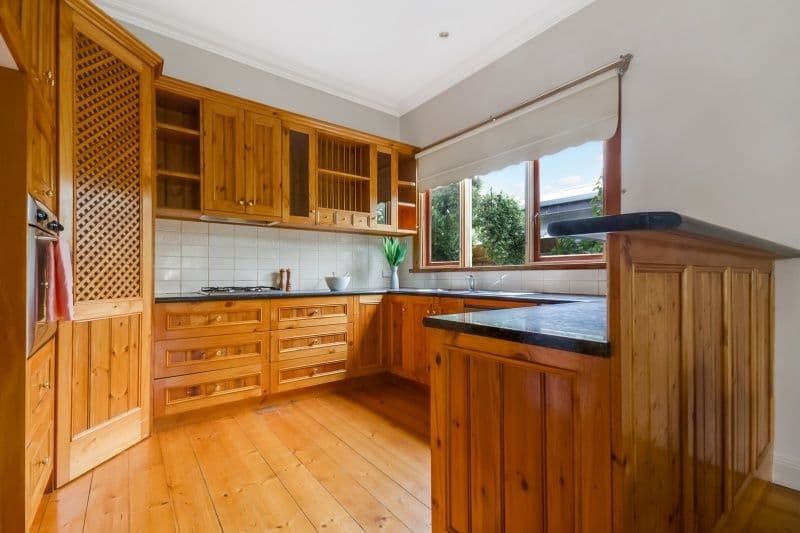 110 Britannia Street, Geelong West VIC 3218, Geelong West - Thumbnail 5