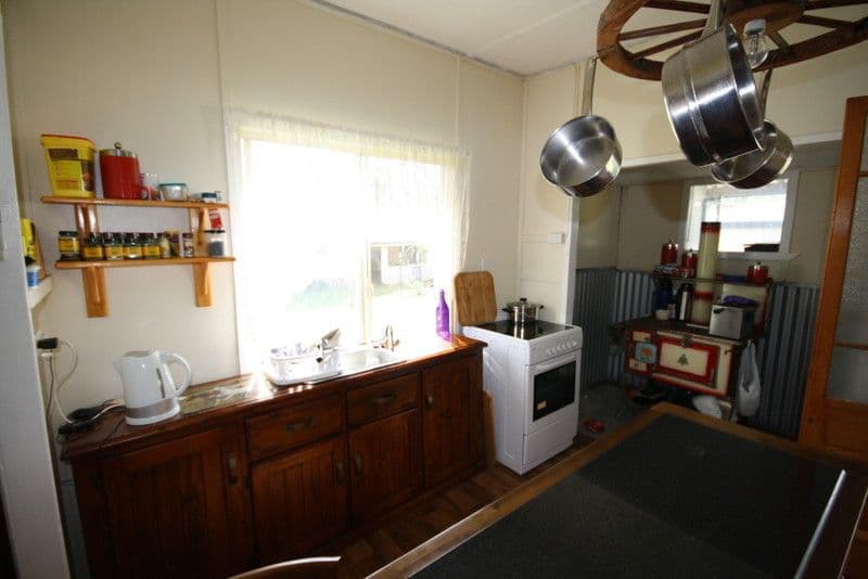 25 Boyd Street, GAYNDAH QLD 4625, Gayndah - Thumbnail 8