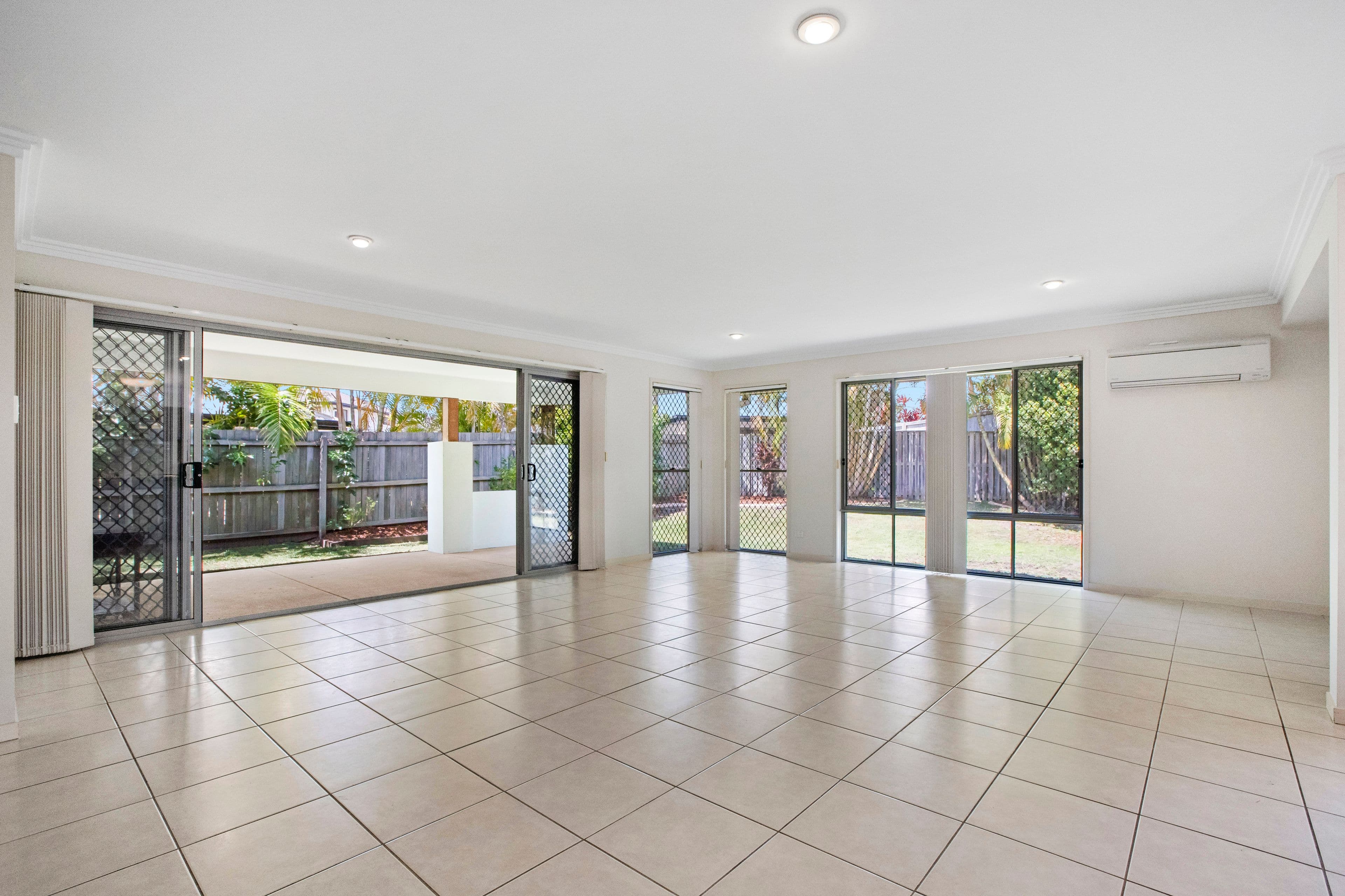 5 Parkwood Place, Peregian Springs QLD 4573, Peregian Springs - Thumbnail 2
