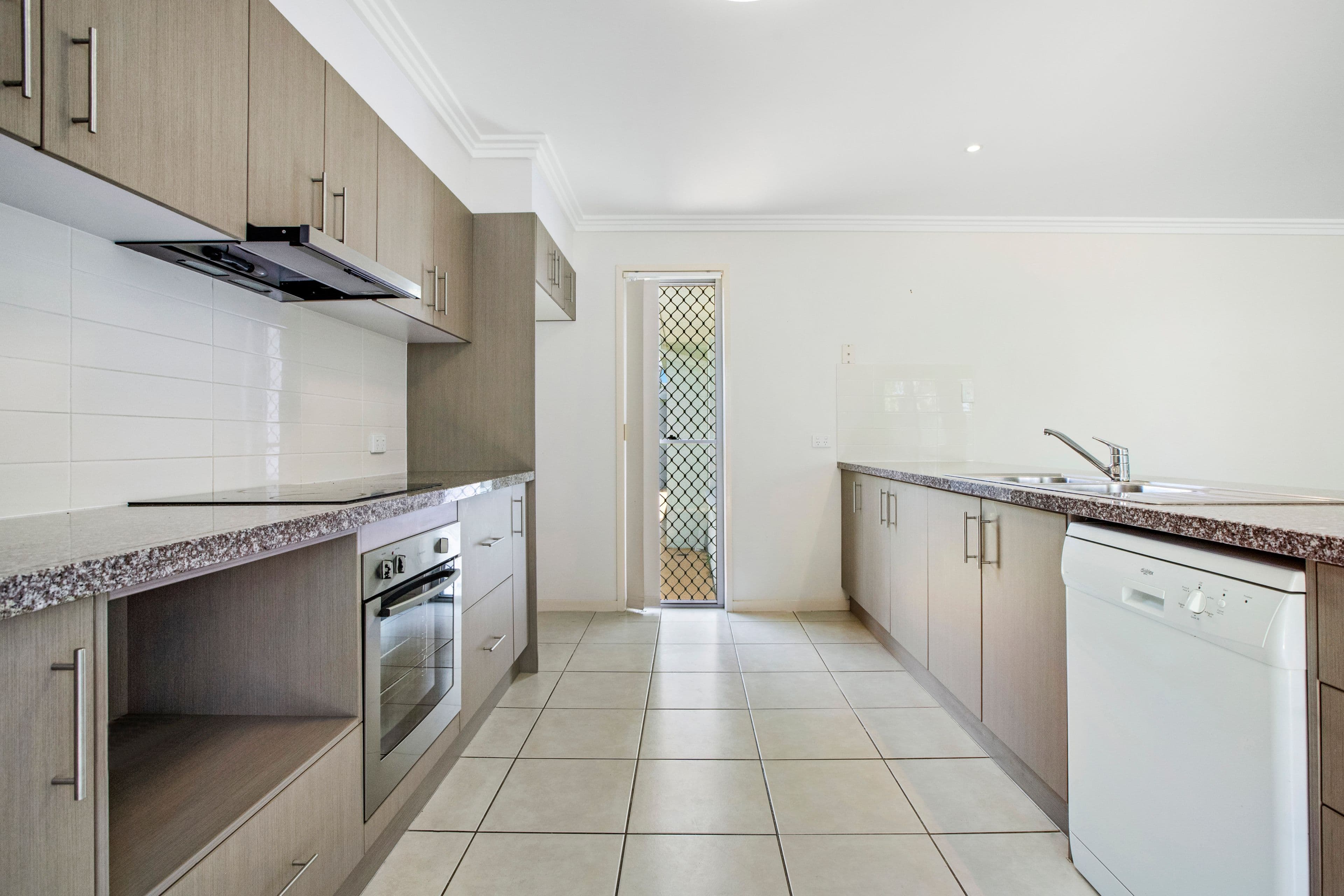 5 Parkwood Place, Peregian Springs QLD 4573, Peregian Springs - Thumbnail 4