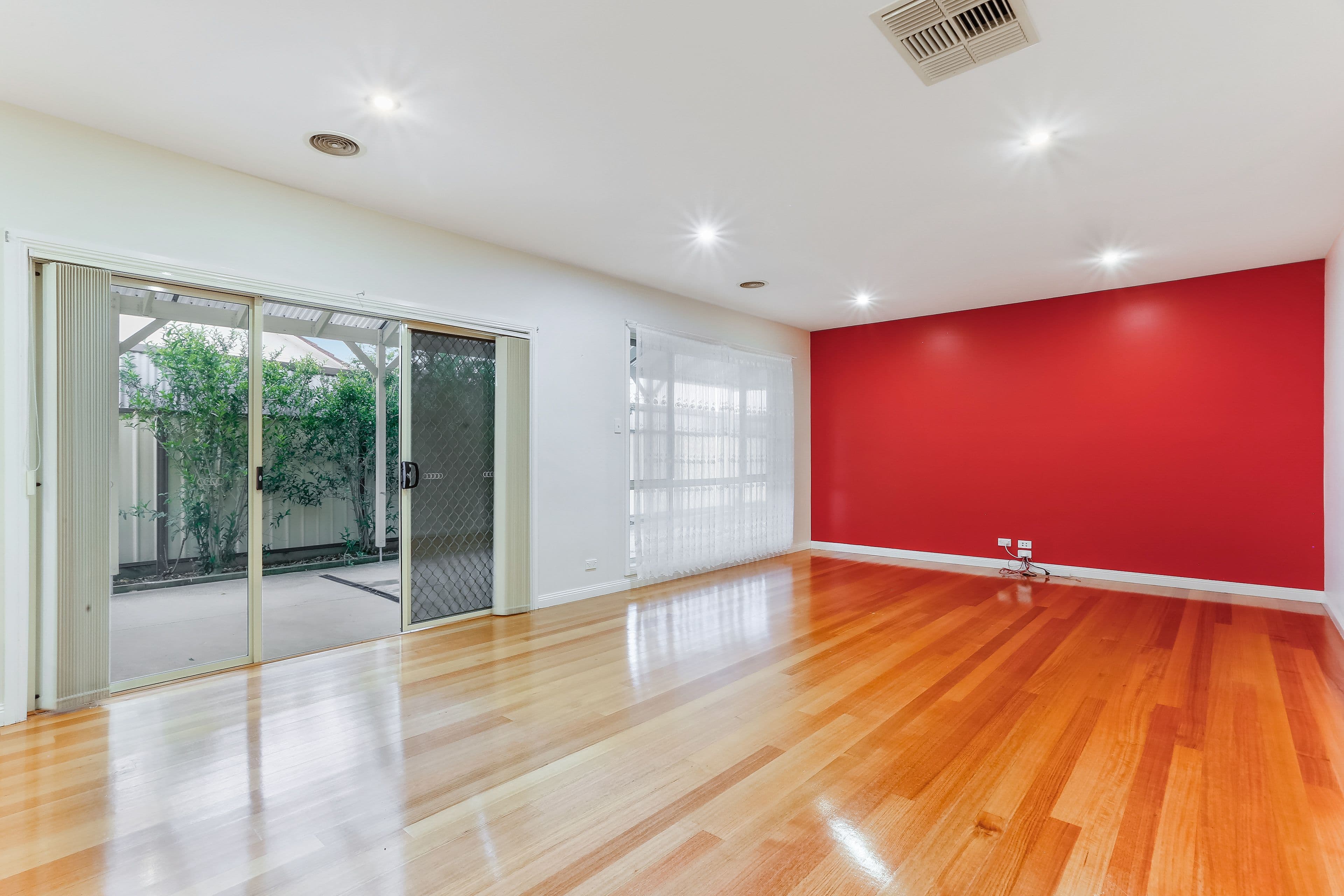 20 Morwell Crescent, Dallas VIC 3047, Dallas - Thumbnail 2