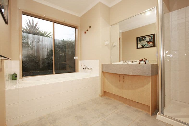 11 Glenloth Avenue, LILYDALE VIC 3140, Lilydale - Thumbnail 7