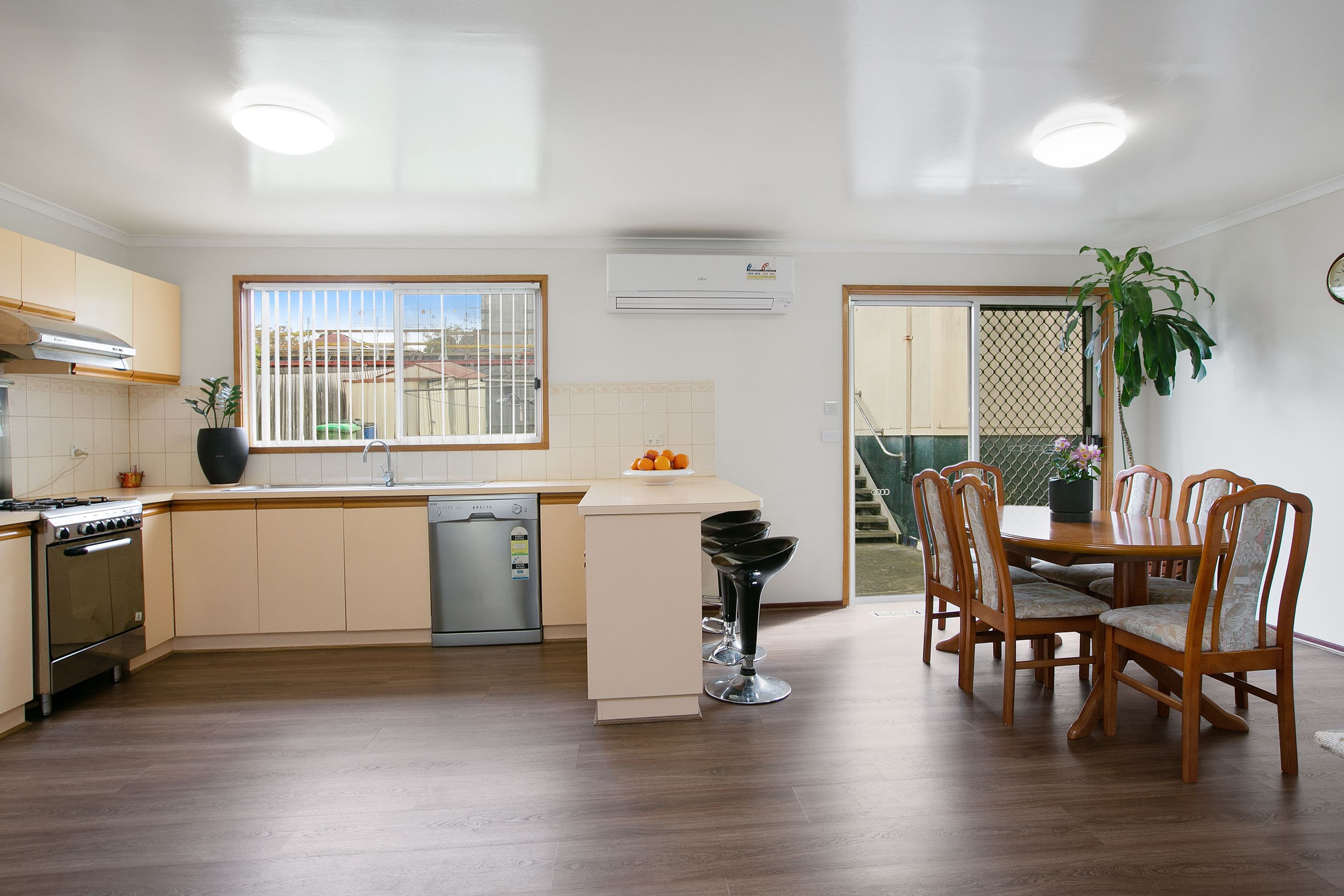 52 Clingin Street, Reservoir VIC 3073, Reservoir - Thumbnail 6