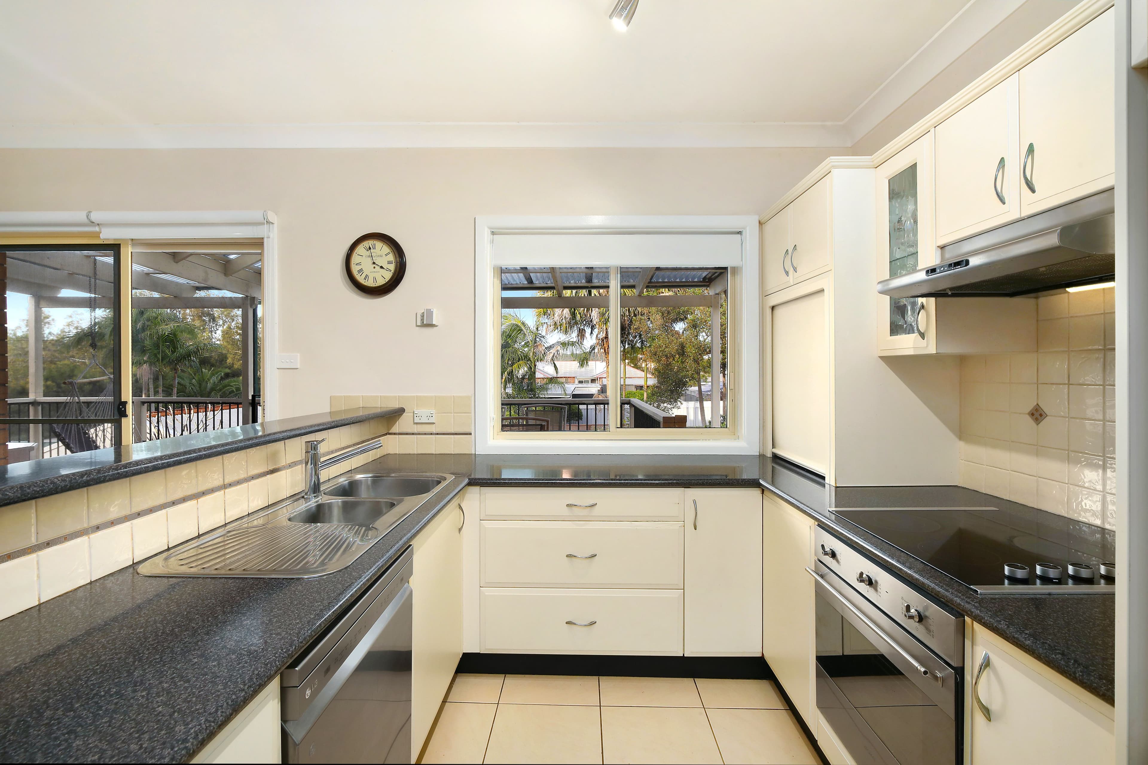 31 Emora Avenue, Davistown NSW 2251, Davistown - Thumbnail 5