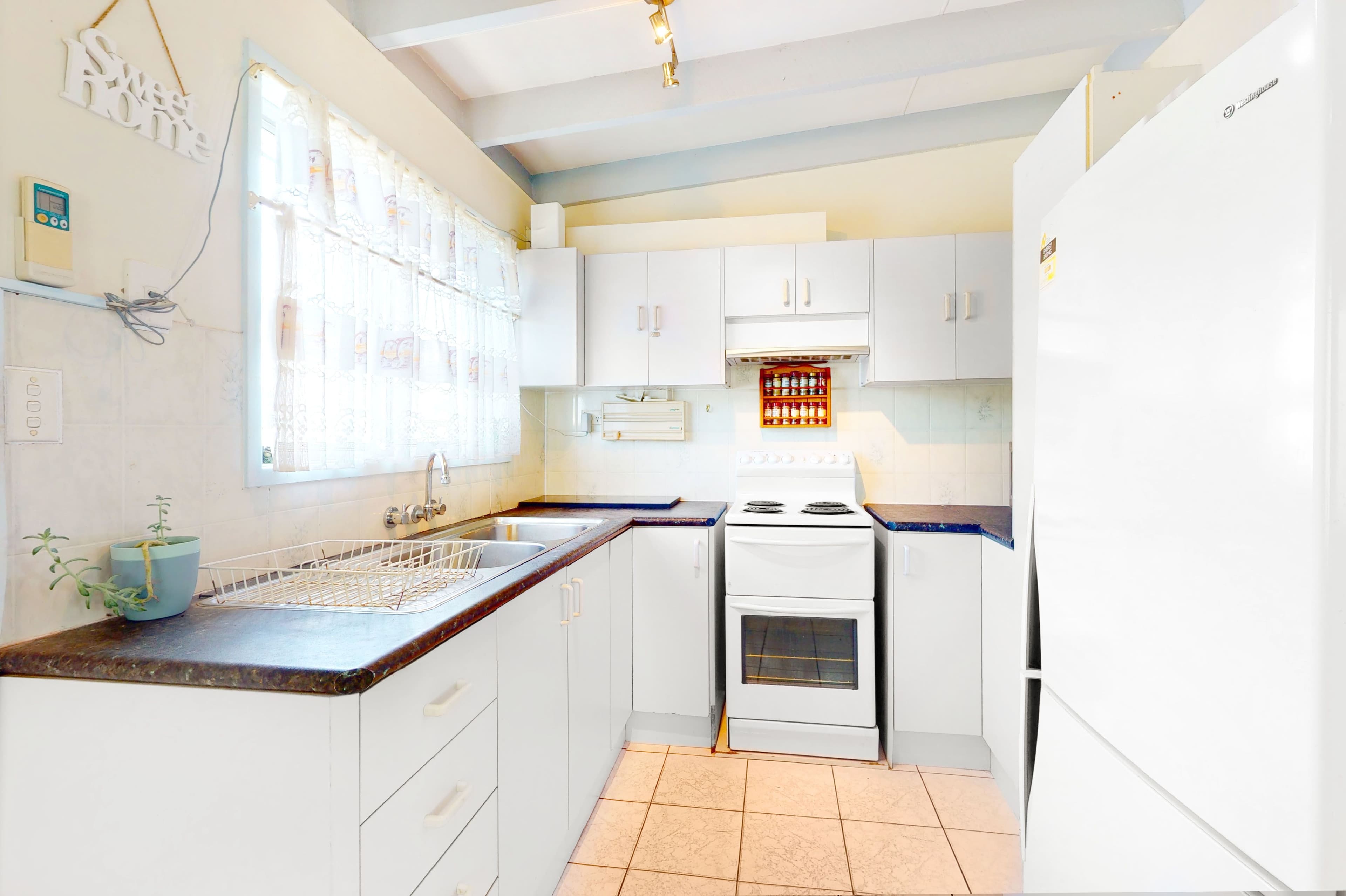 38 Spring Street, Deception Bay QLD 4508, Deception Bay - Thumbnail 2