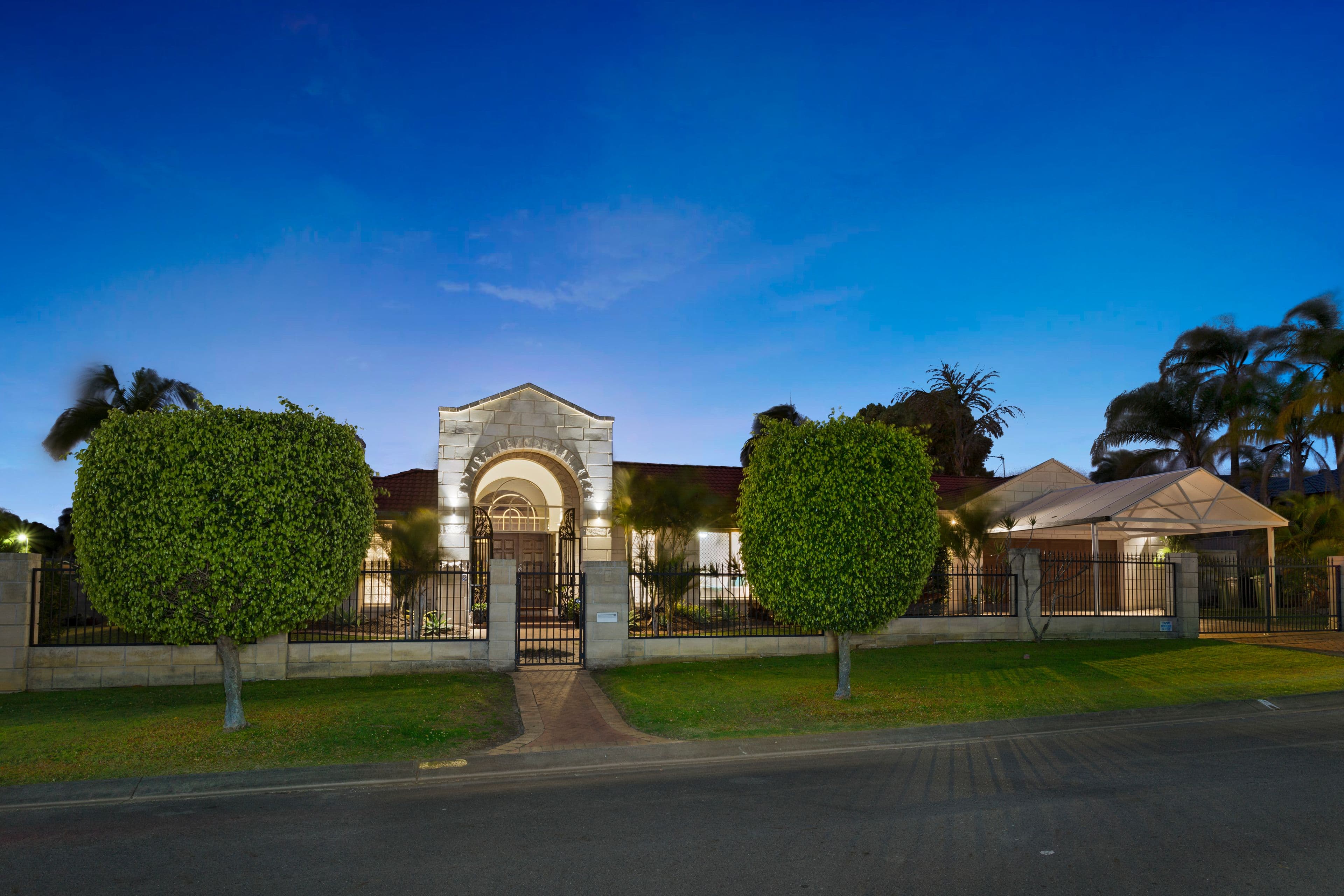 45 Camberwell Circuit, Robina QLD 4226, Robina - Thumbnail 3