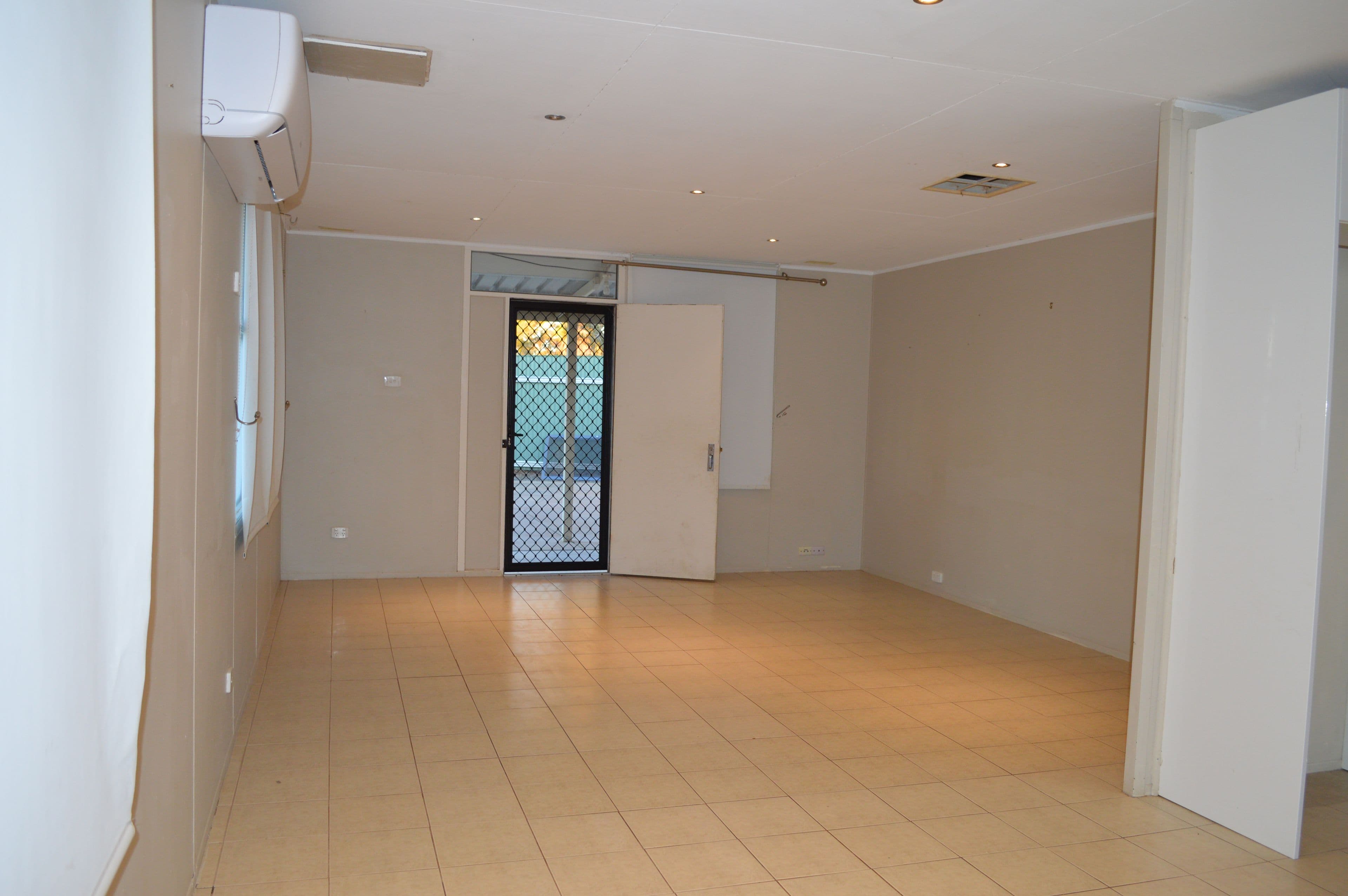 19 Saltbush Road, Kambalda West WA 6442, Kambalda West - Thumbnail 4