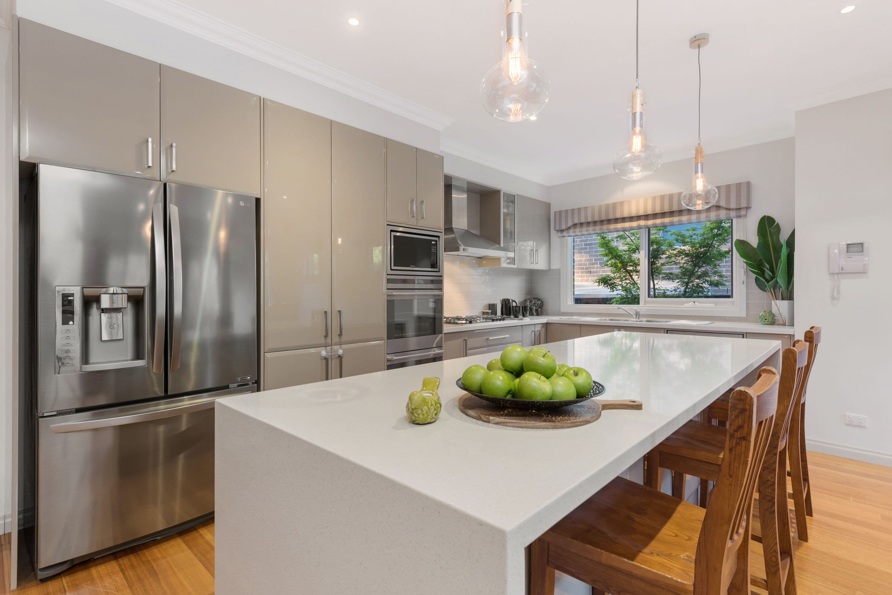 30 Kingston Way, Mooroolbark VIC 3138, Mooroolbark - Thumbnail 2