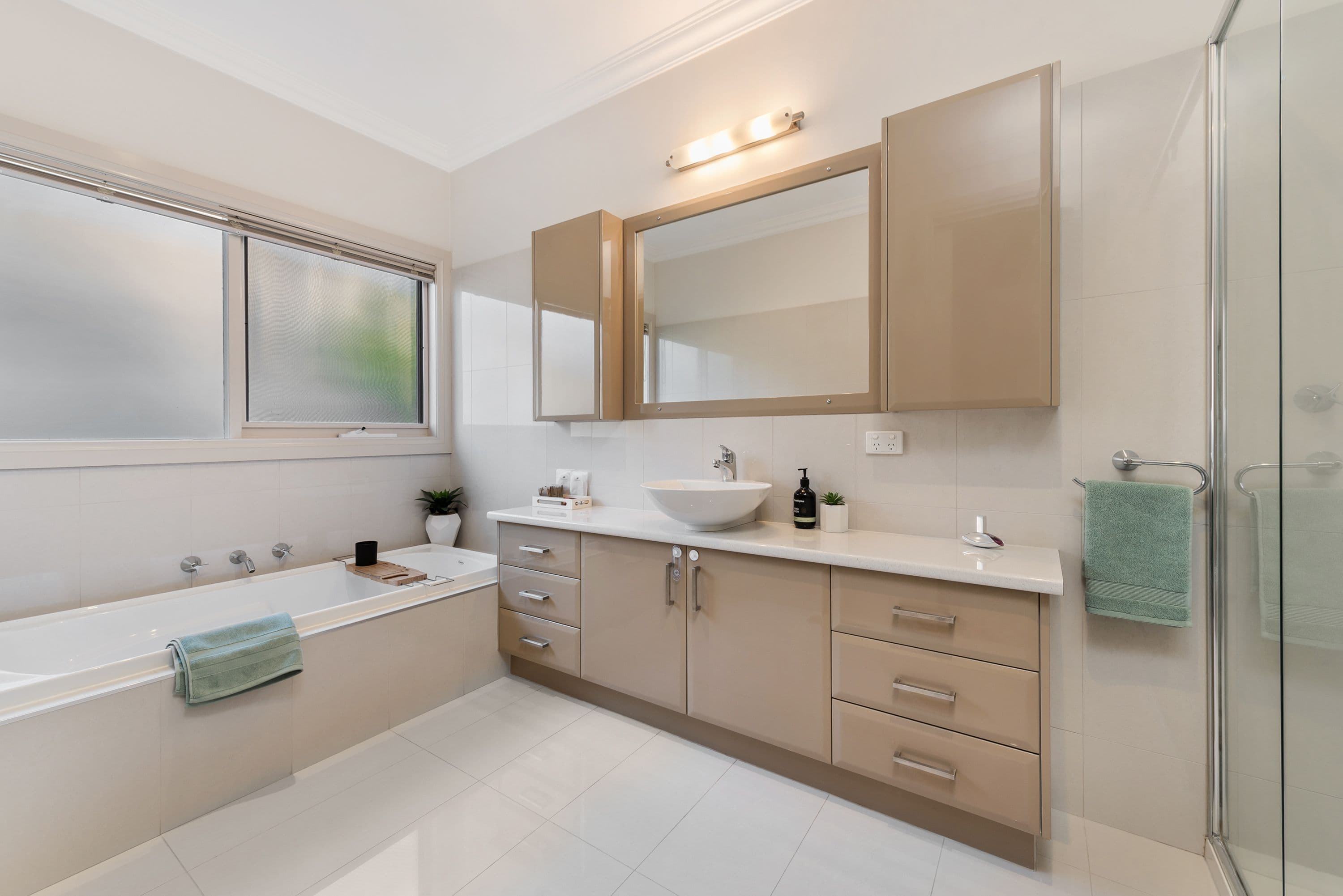 30 Kingston Way, Mooroolbark VIC 3138, Mooroolbark - Thumbnail 7