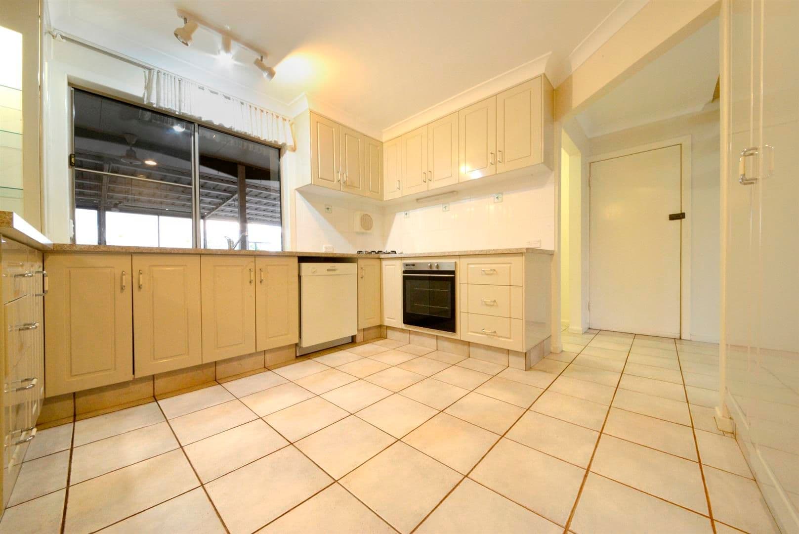 26 Fuller Street, Proserpine QLD 4800, Proserpine - Thumbnail 4