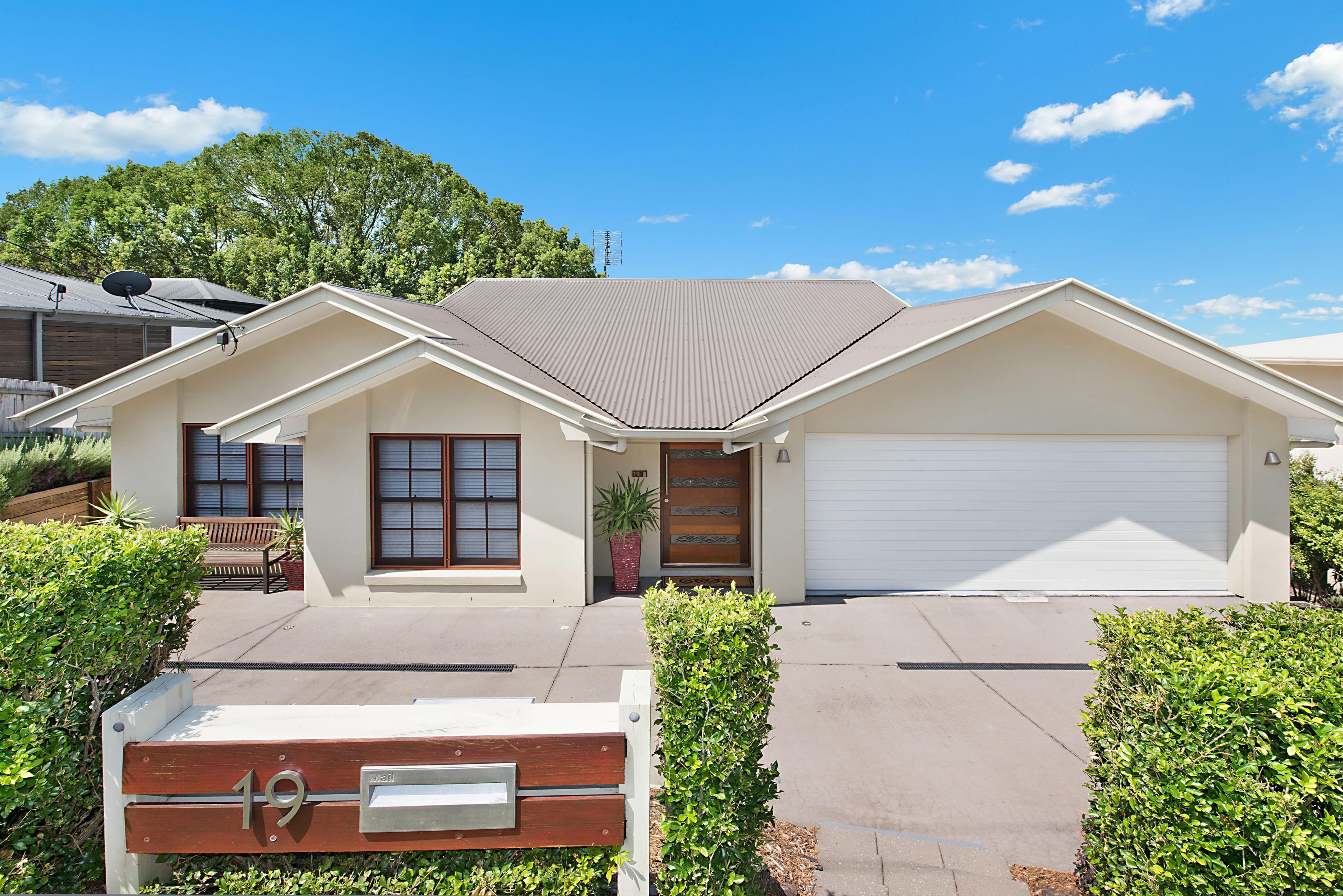 19 Ballinger Road, Buderim QLD 4556, Buderim - Thumbnail 2
