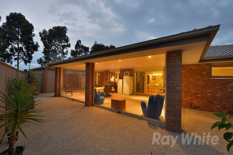 19 Outlook Court, FERNTREE GULLY VIC 3156, Ferntree Gully - Thumbnail 2