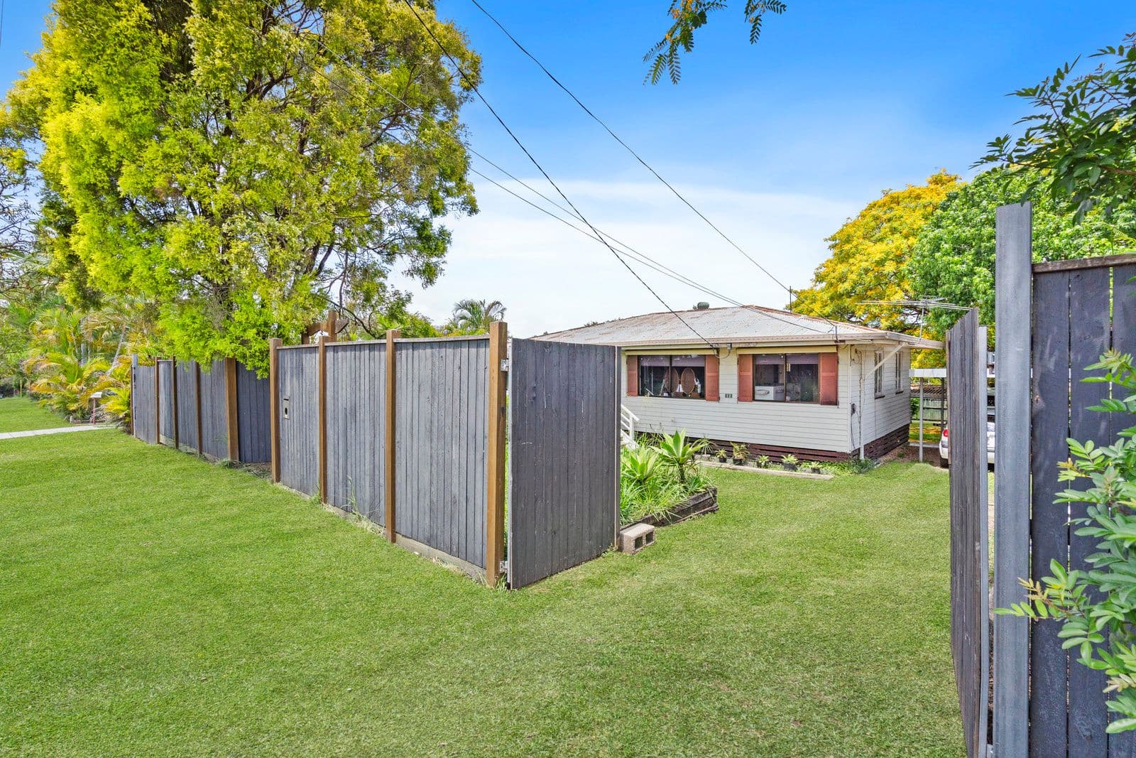 12 Bellamy Street, Acacia Ridge QLD 4110, Acacia Ridge - Thumbnail 2
