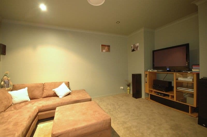 6 Capelily Street, UPPER COOMERA QLD 4209, Upper Coomera - Thumbnail 8