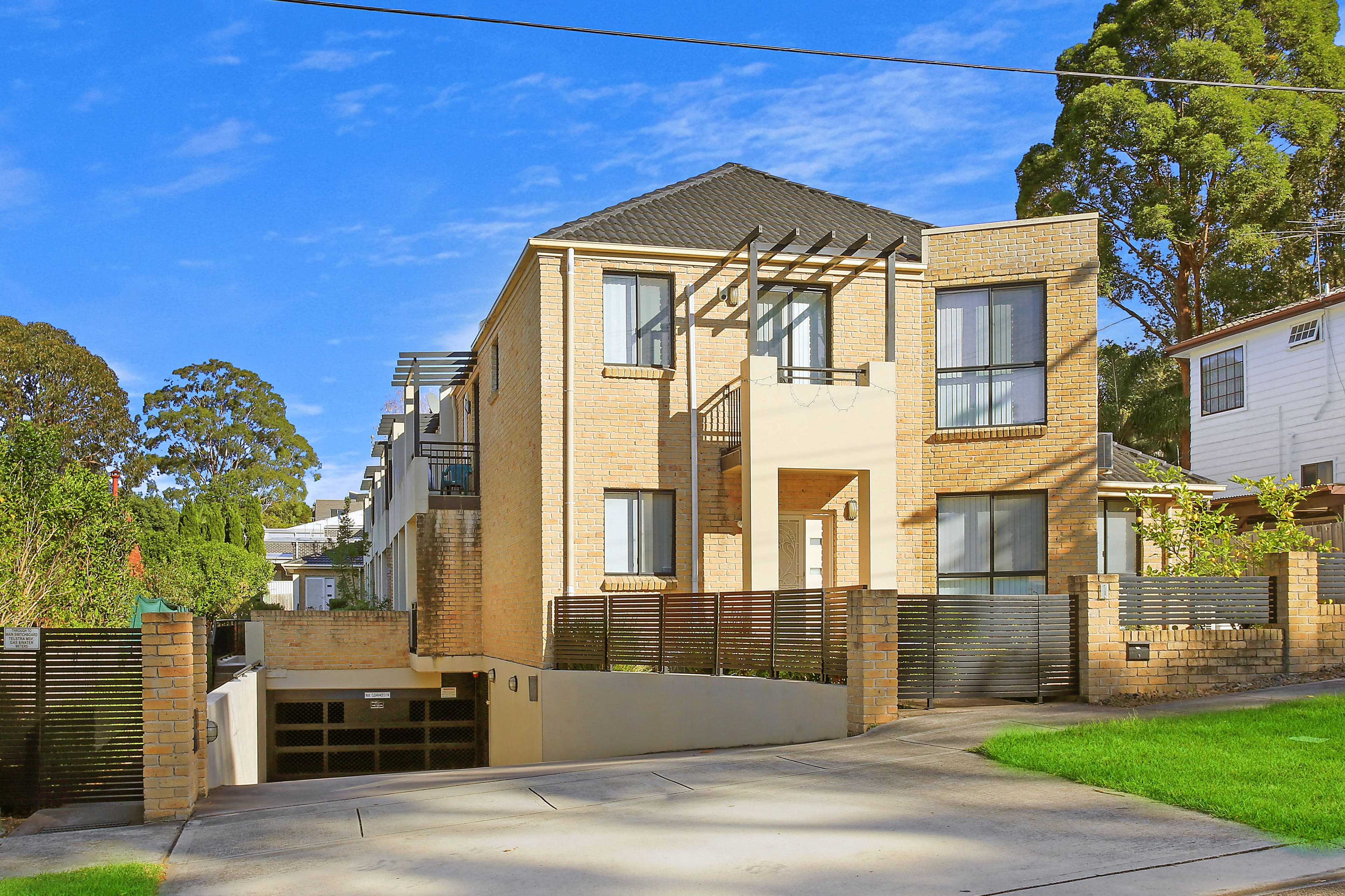 8 Mahony Road, Constitution Hill NSW 2145, Constitution Hill - Image 1