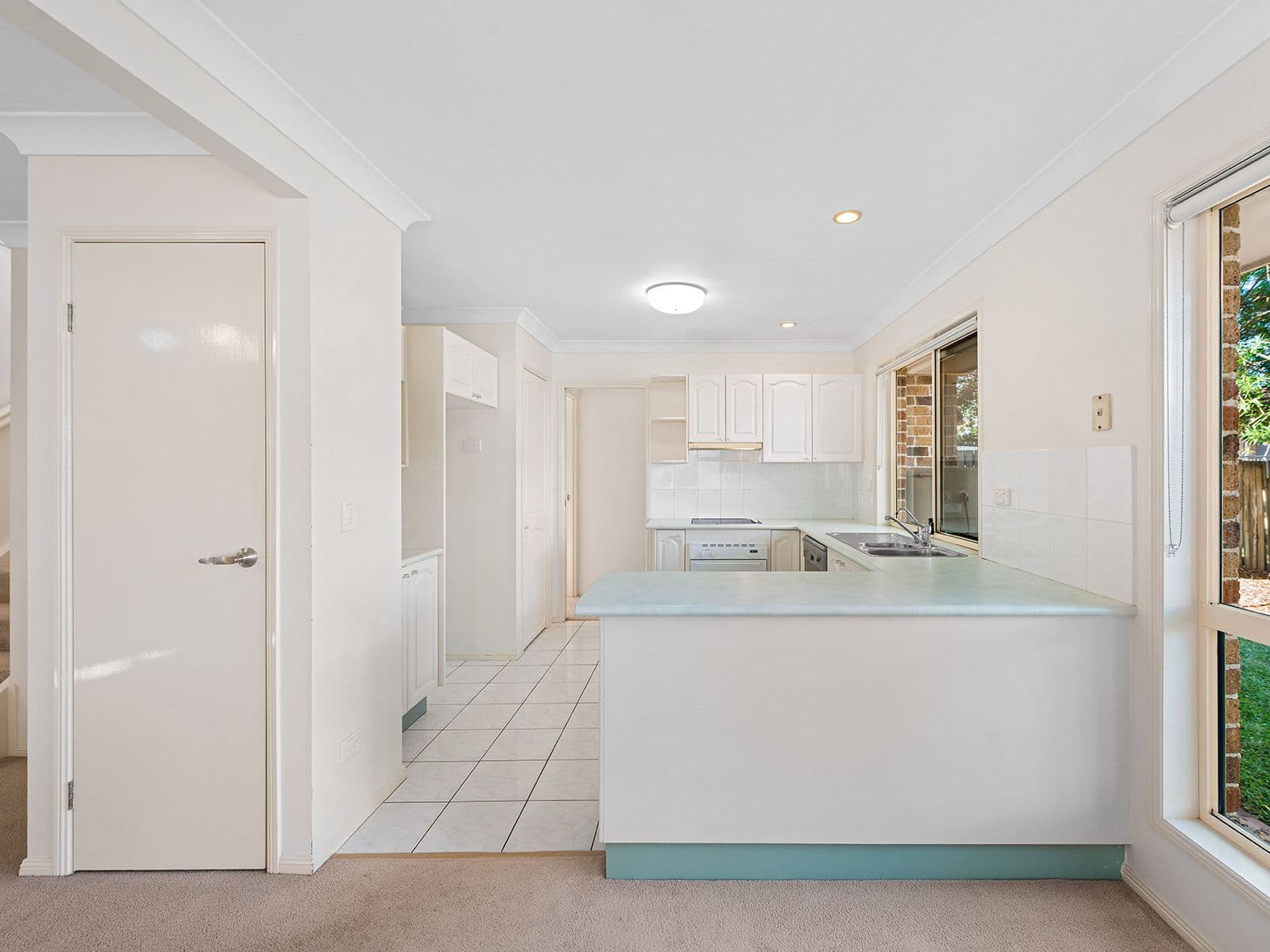 61 Nelson Street, Corinda QLD 4075, Corinda - Thumbnail 2