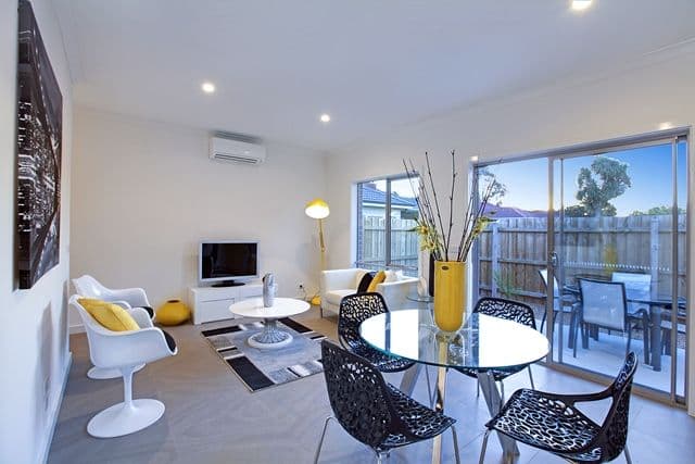 22 Hickford Street, RESERVOIR VIC 3073, Reservoir - Thumbnail 4