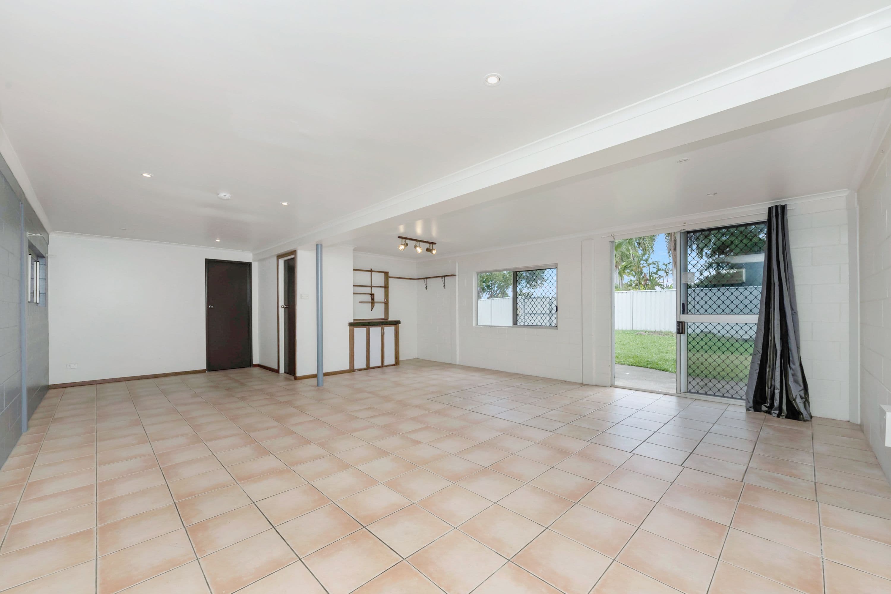 1 Corres Court, Cranbrook QLD 4814, Cranbrook - Thumbnail 8