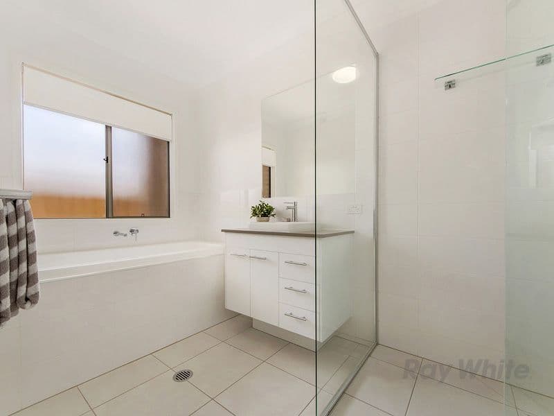 6 Hunter Street, Ormeau Hills QLD 4208, Ormeau Hills - Thumbnail 8