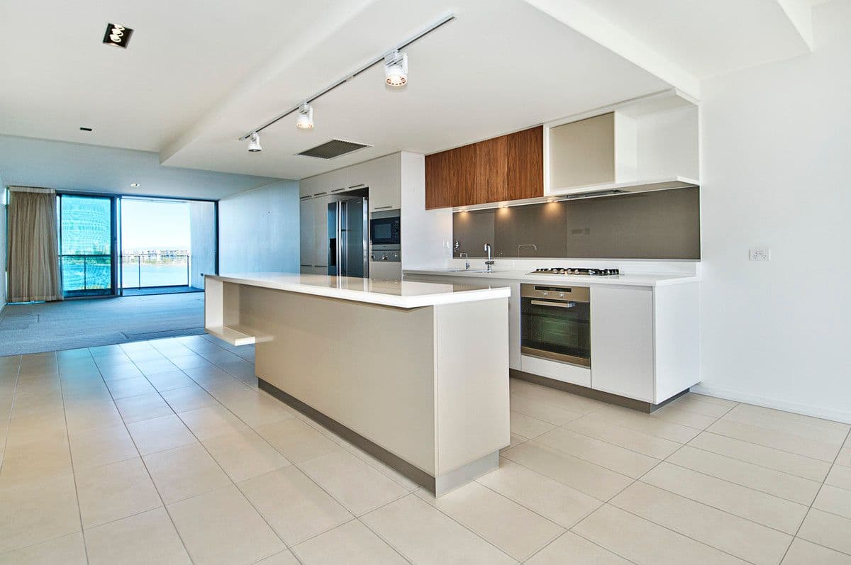 30602 Ephraim Island, PARADISE POINT QLD 4216, Paradise Point - Thumbnail 7