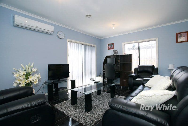 4 Hayes Road, HAMPTON PARK VIC 3976, Hampton Park - Image 1