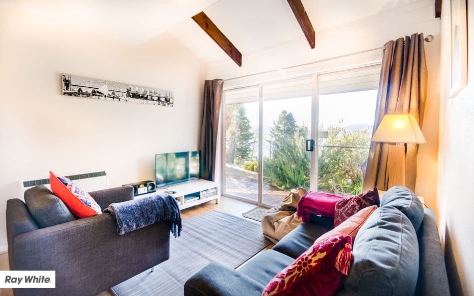 8 Townsend Street, Jindabyne NSW 2627, Jindabyne - Image 1