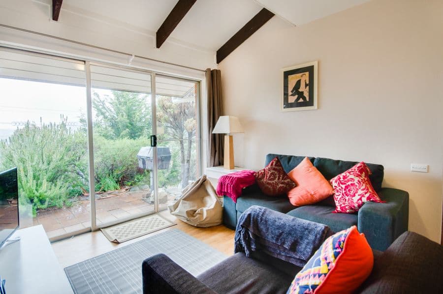 8 Townsend Street, Jindabyne NSW 2627, Jindabyne - Thumbnail 2