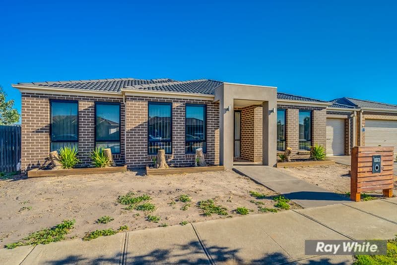 13 FETLOCK Drive, Truganina VIC 3029, Truganina - Thumbnail 2