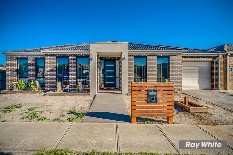 13 FETLOCK Drive, Truganina VIC 3029, Truganina - Thumbnail 3