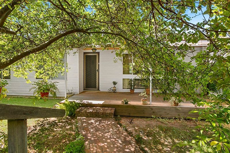 14 Chakola Avenue, Hornsby Heights - Image 1