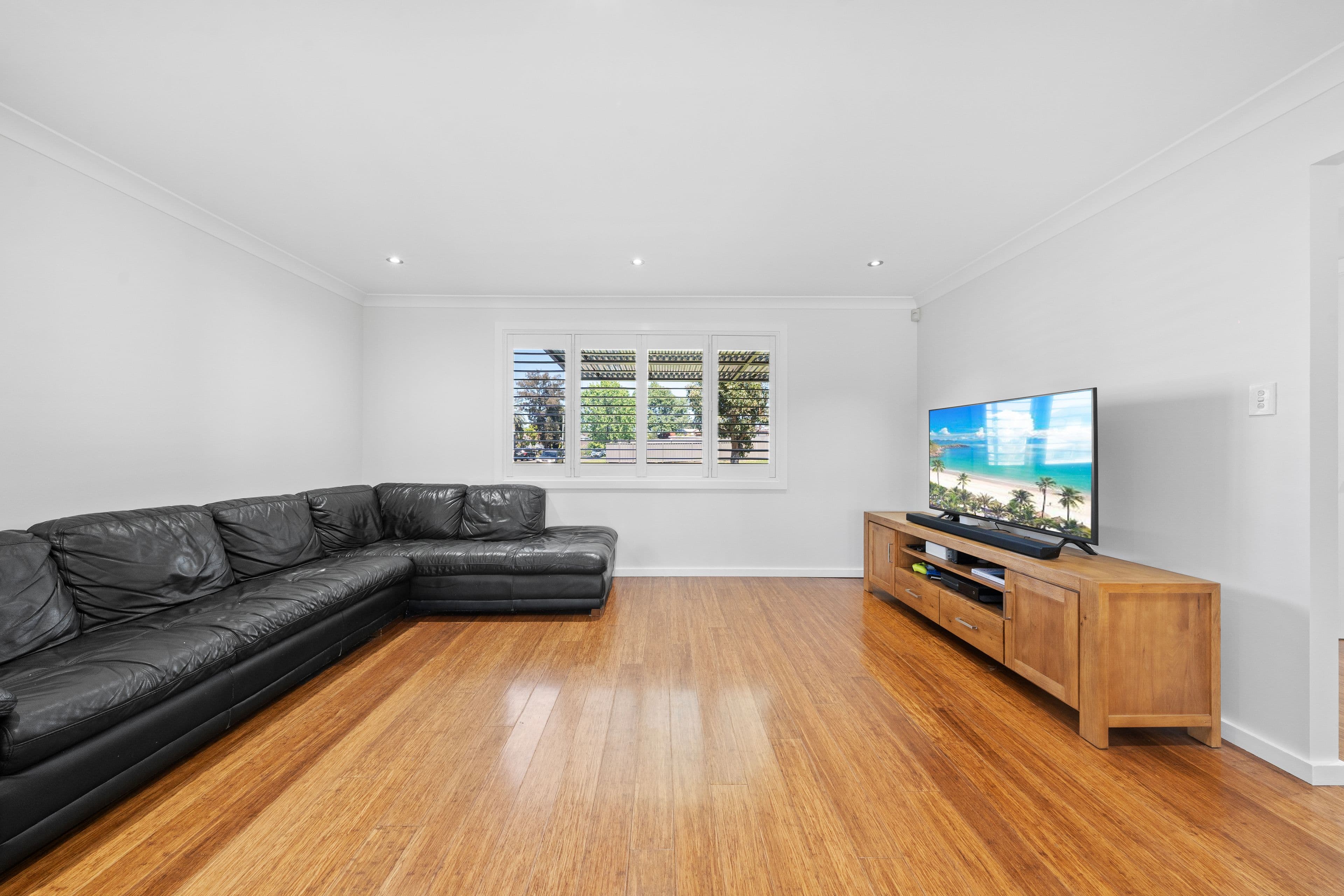 19 Hinkler Street, Smithfield NSW 2164, Smithfield - Thumbnail 4