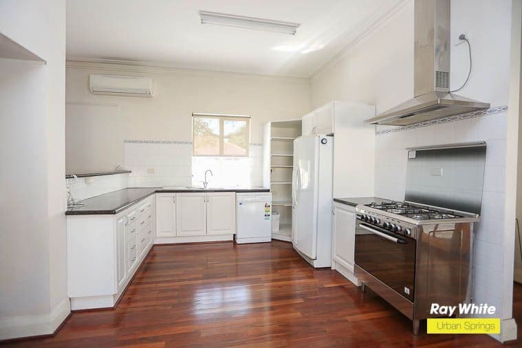 3 Worth Parade, Ascot WA 6104, Ascot - Thumbnail 2