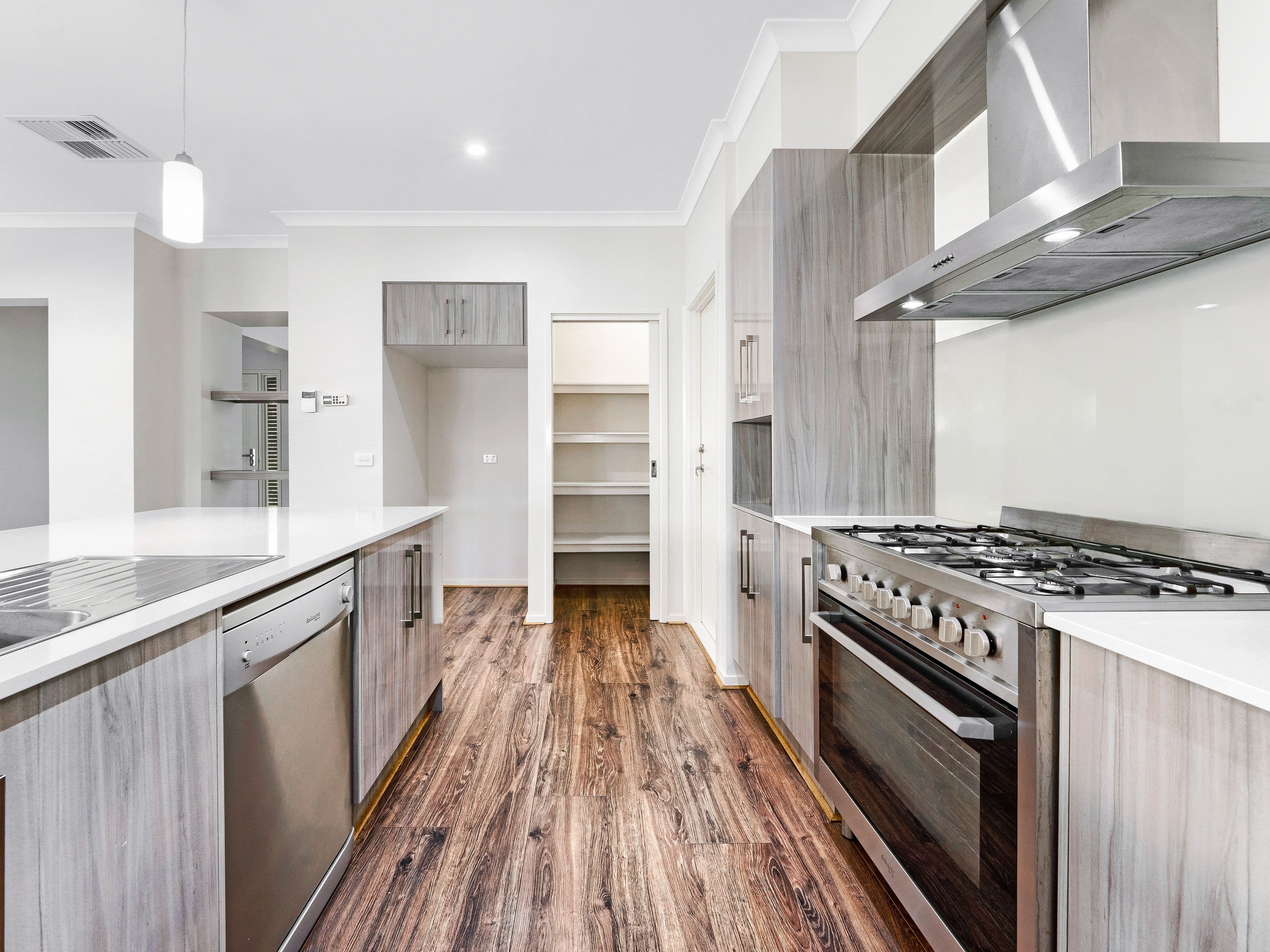 51 Fable Way, Cranbourne East VIC 3977, Cranbourne East - Thumbnail 6