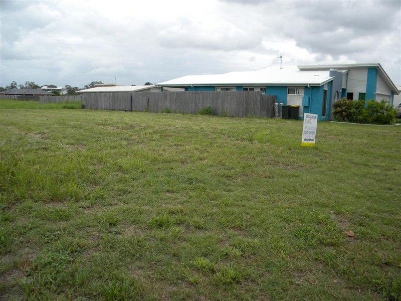 15 Seaway Parade, TOOGOOM QLD 4655, Toogoom - Thumbnail 3