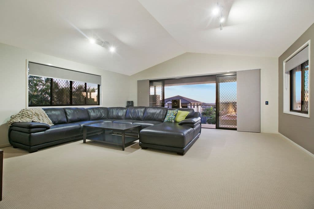 42 Ridgeview Street, Carindale QLD 4152, Carindale - Thumbnail 3