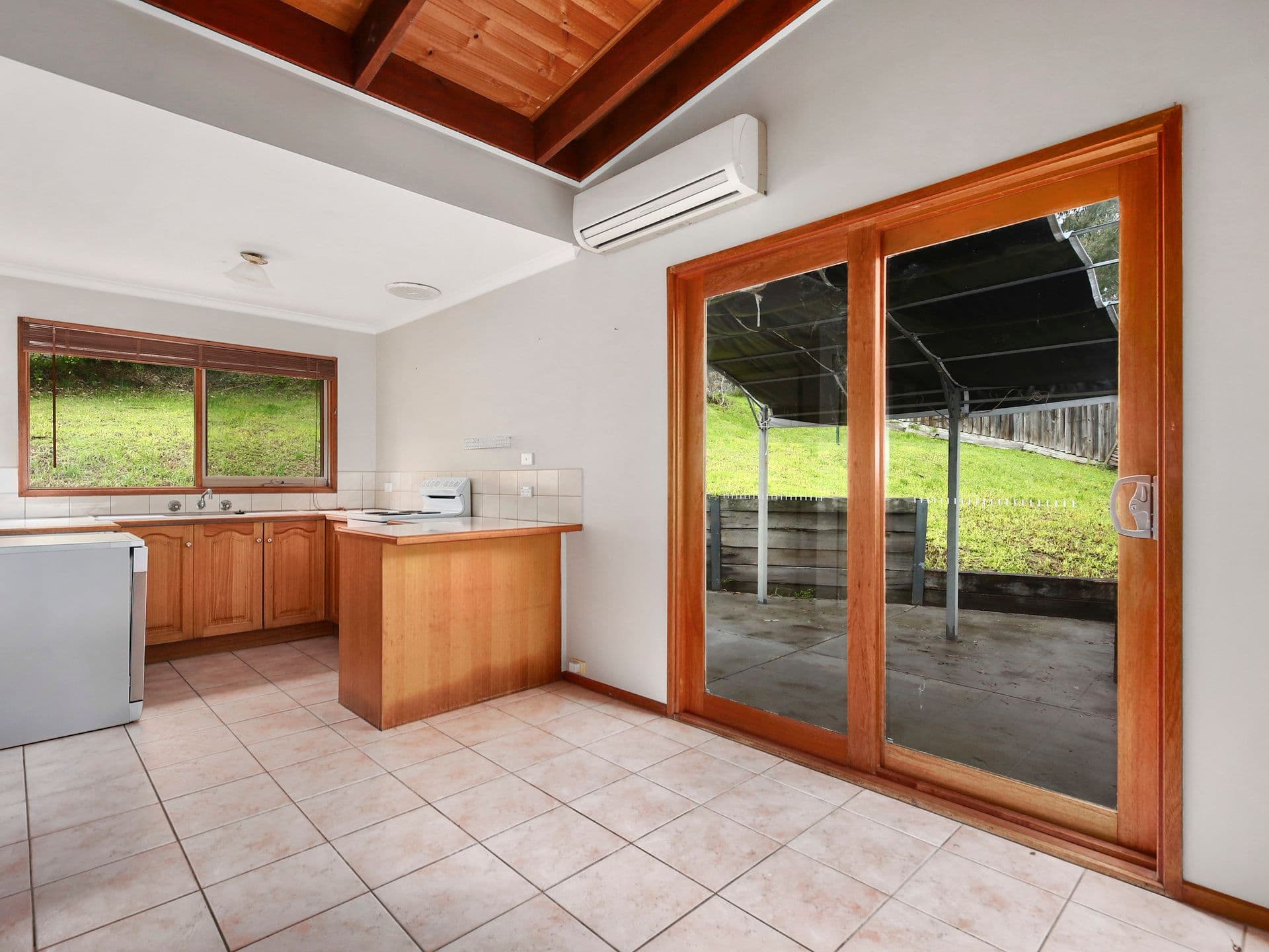 66 Commercial Road, Mount Evelyn VIC 3796, Mount Evelyn - Thumbnail 3