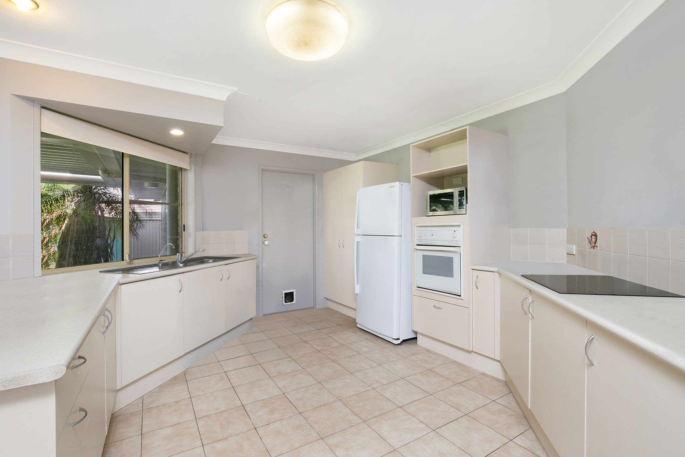 13 Haussman Court, Meadowbrook QLD 4131, Meadowbrook - Thumbnail 2